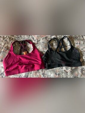 Women’s Lululemon Seamless Sports Bras - Fuchsia and Black